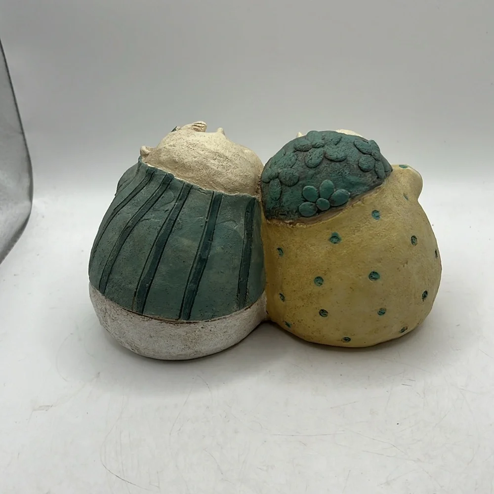 Beryl & George Art Sweet Nothings Sculpture Man Woman Couple Figurine Decor - Picture 3 of 11